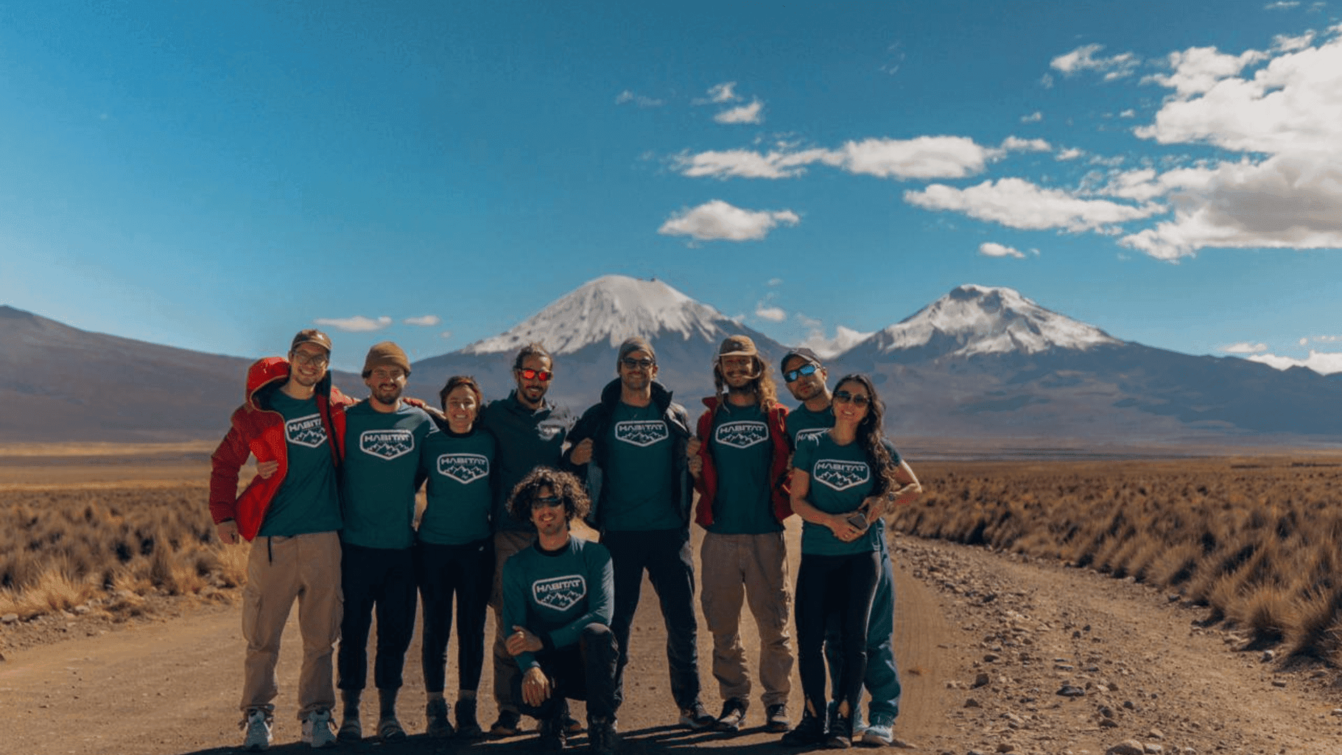 Grupo da Habitat Expedições na Bolívia - Vila Sajama