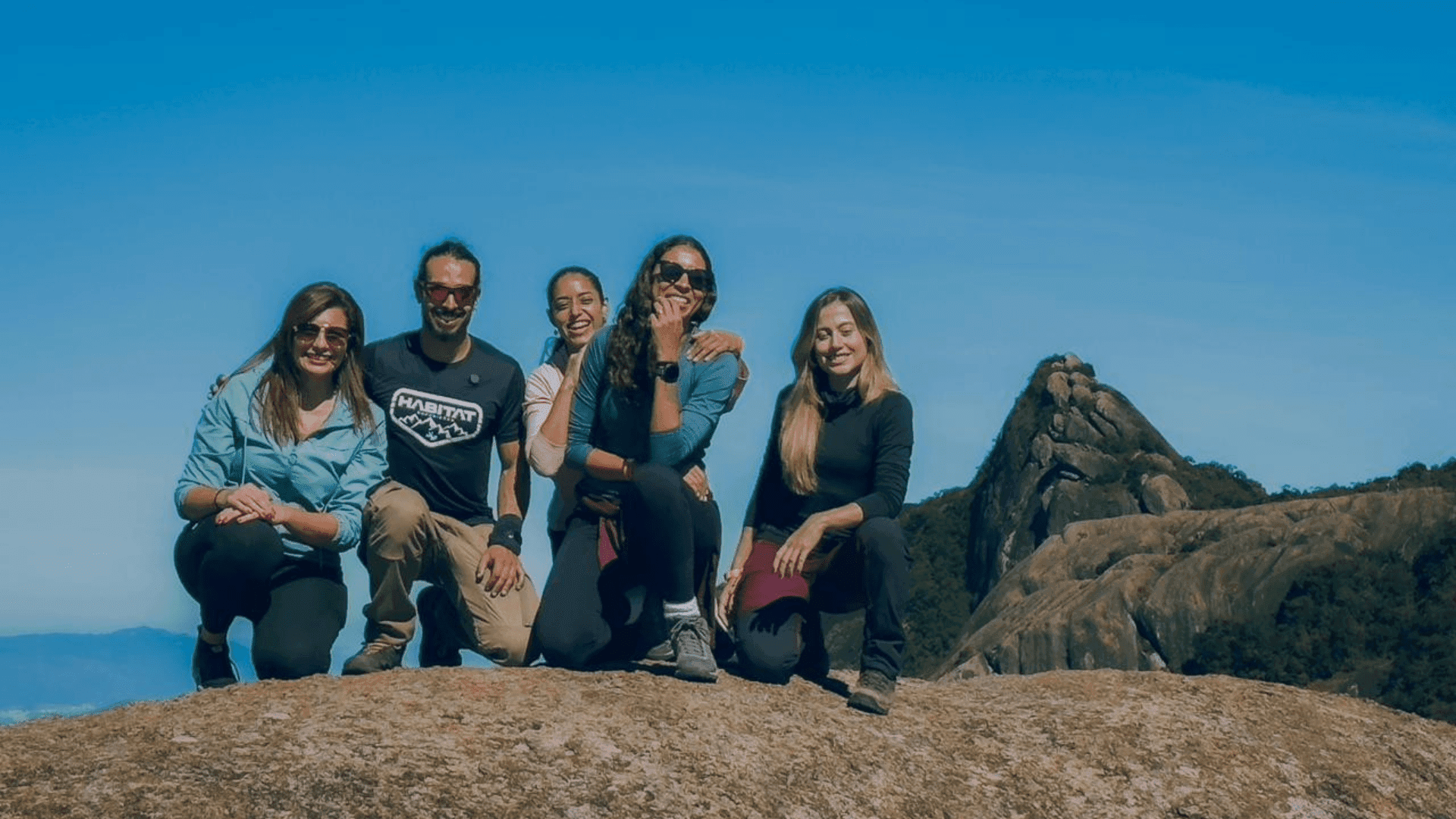 Grupo da Habitat Expedições no Pico do Lopo